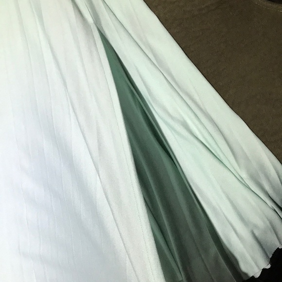 Midi pleated mint dress - Picture 4 of 7